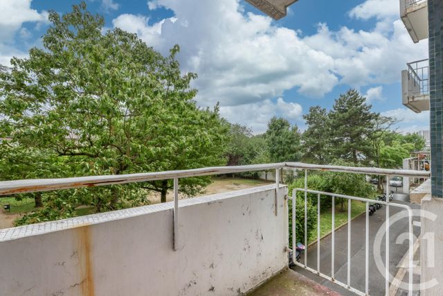 Appartement F4 &agrave; vendre - 4 pi&egrave;ces - 79 m2 - Aubervilliers - 93 - ILE-DE-FRANCE