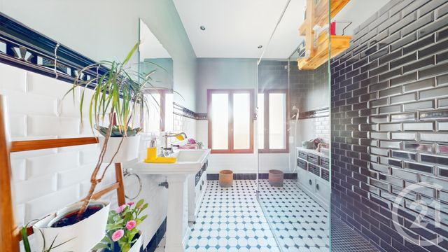 Maison à vendre - 4 pièces - 117 m2 - Aubervilliers - 93 - ILE-DE-FRANCE