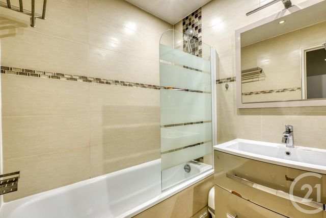 Appartement F3 &agrave; vendre - 3 pi&egrave;ces - 77 m2 - Aubervilliers - 93 - ILE-DE-FRANCE