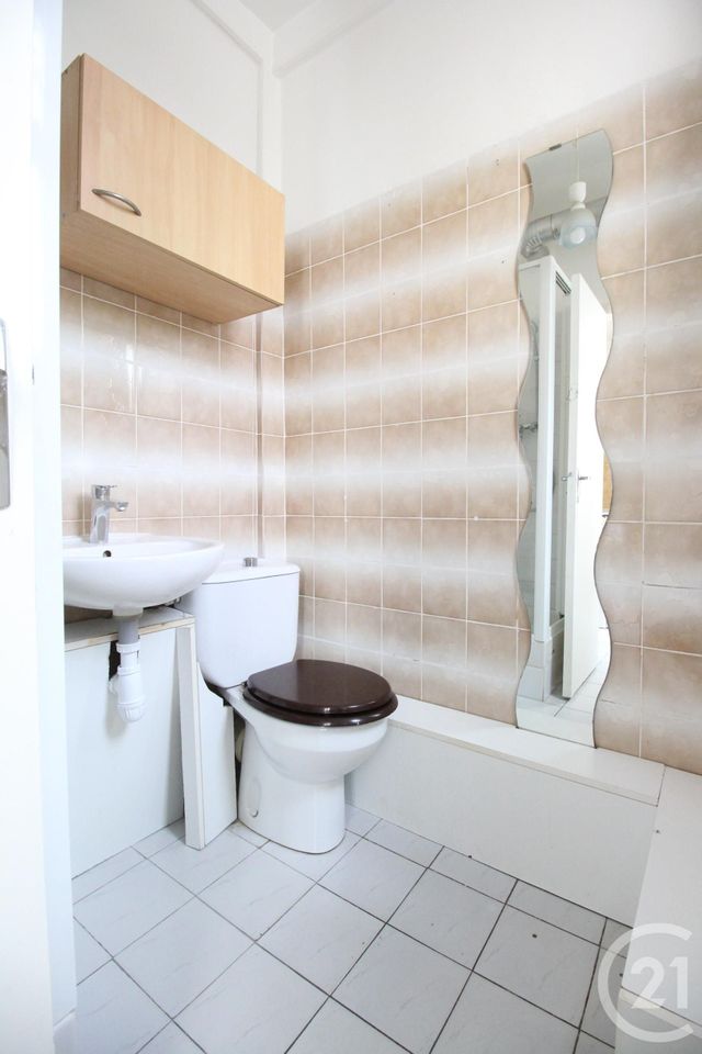 Appartement F2 &agrave; louer - 2 pi&egrave;ces - 39,70 m2 - Le Bourget - 93 - ILE-DE-FRANCE