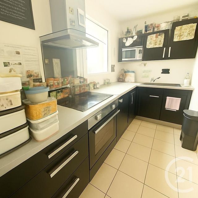 Appartement Chambre à louer - 1 pièce - 61 m2 - Aubervilliers - 93 - ILE-DE-FRANCE