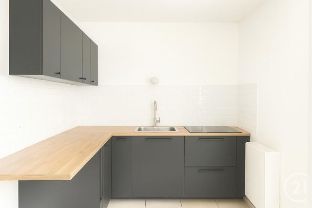 Appartement F4 à louer - 4 pièces - 80 m2 - Aubervilliers - 93 - ILE-DE-FRANCE