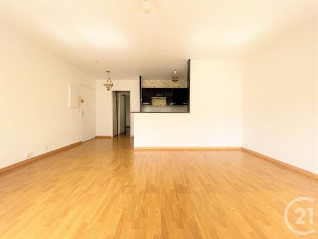 Appartement F2 à louer - 2 pièces - 48,89 m2 - La Courneuve - 93 - ILE-DE-FRANCE