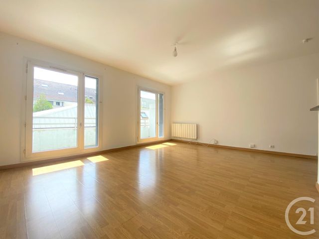 Appartement F2 à louer - 2 pièces - 48,89 m2 - La Courneuve - 93 - ILE-DE-FRANCE