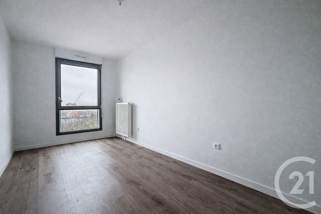 Appartement F3 &agrave; louer - 3 pi&egrave;ces - 70 m2 - Aubervilliers - 93 - ILE-DE-FRANCE