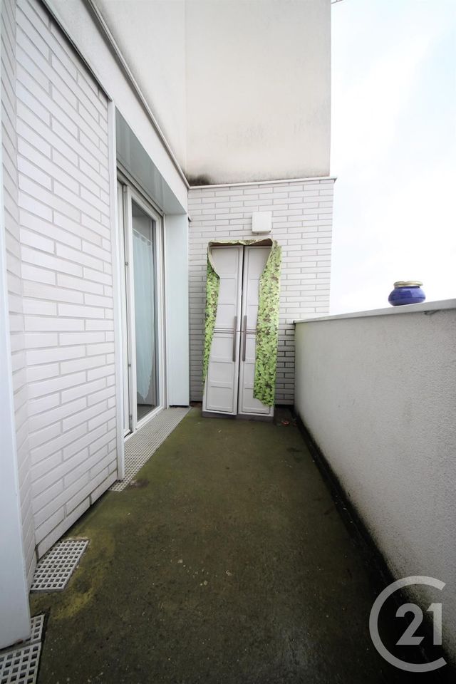 Appartement Duplex &agrave; louer - 2 pi&egrave;ces - 37,20 m2 - Bobigny - 93 - ILE-DE-FRANCE