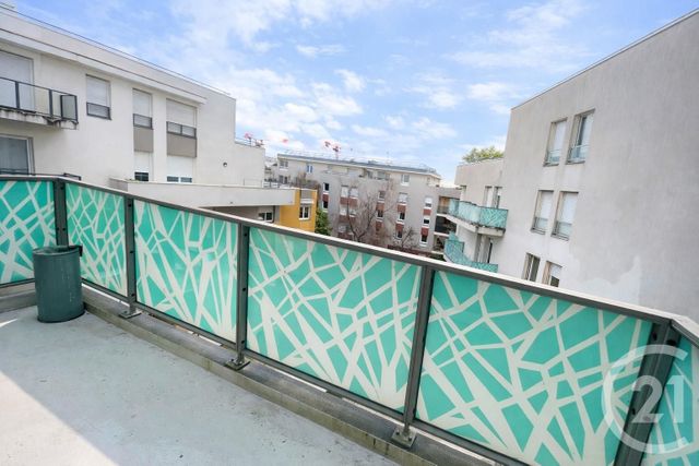 Appartement F4 &agrave; louer - 4 pi&egrave;ces - 83,30 m2 - Aubervilliers - 93 - ILE-DE-FRANCE