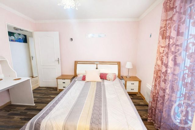 Appartement F4 &agrave; louer - 4 pi&egrave;ces - 83,30 m2 - Aubervilliers - 93 - ILE-DE-FRANCE