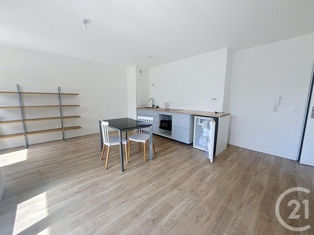 Appartement F2 &agrave; louer - 2 pi&egrave;ces - 42,23 m2 - Aubervilliers - 93 - ILE-DE-FRANCE