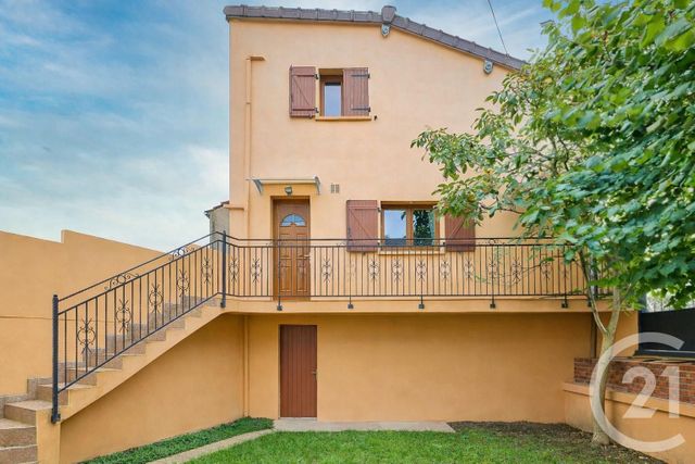 Maison &agrave; louer - 2 pi&egrave;ces - 40 m2 - La Courneuve - 93 - ILE-DE-FRANCE