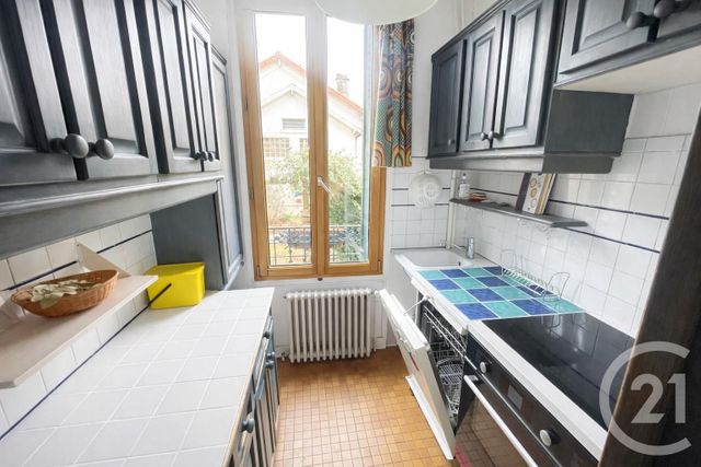 Maison &agrave; louer - 3 pi&egrave;ces - 59,13 m2 - Le Bourget - 93 - ILE-DE-FRANCE