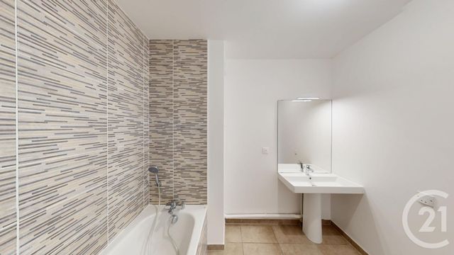 Appartement F4 &agrave; vendre - 4 pi&egrave;ces - 119 m2 - Aubervilliers - 93 - ILE-DE-FRANCE