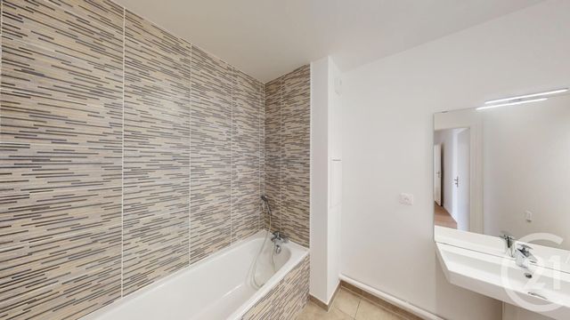 Appartement F4 &agrave; vendre - 4 pi&egrave;ces - 119 m2 - Aubervilliers - 93 - ILE-DE-FRANCE