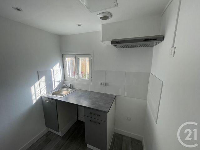 Appartement F1 &agrave; louer - 1 pi&egrave;ce - 26,52 m2 - Aubervilliers - 93 - ILE-DE-FRANCE