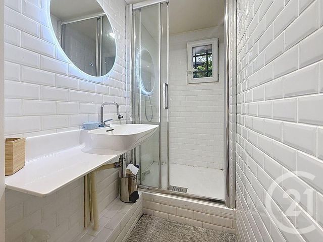 Appartement F1 &agrave; louer - 1 pi&egrave;ce - 24,74 m2 - La Courneuve - 93 - ILE-DE-FRANCE