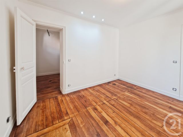 Appartement F2 &agrave; vendre - 2 pi&egrave;ces - 32,74 m2 - La Plaine St Denis - 93 - ILE-DE-FRANCE