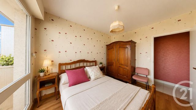 Appartement &agrave; vendre - 4 pi&egrave;ces - 79,38 m2 - Aubervilliers - 93 - ILE-DE-FRANCE