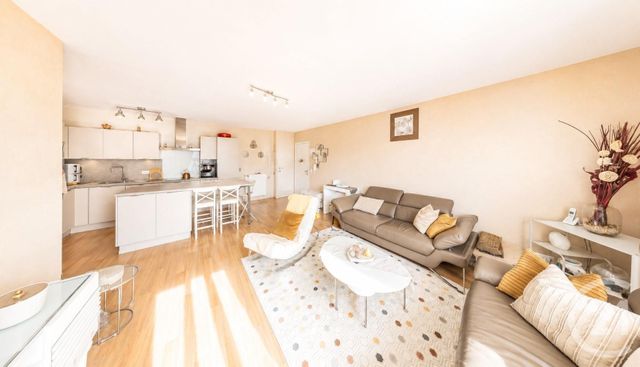 Appartement &agrave; vendre - 4 pi&egrave;ces - 87,25 m2 - Aubervilliers - 93 - ILE-DE-FRANCE