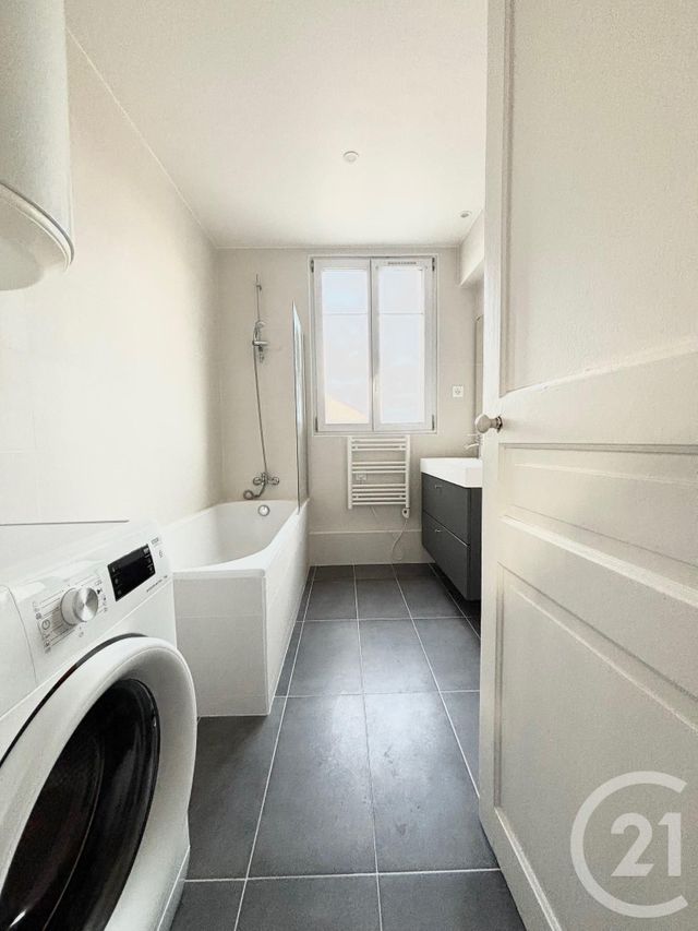 Appartement F3 &agrave; louer - 3 pi&egrave;ces - 49,54 m2 - Aubervilliers - 93 - ILE-DE-FRANCE