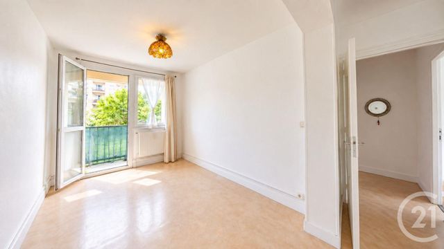 Appartement F4 &agrave; vendre - 4 pi&egrave;ces - 68 m2 - Aubervilliers - 93 - ILE-DE-FRANCE