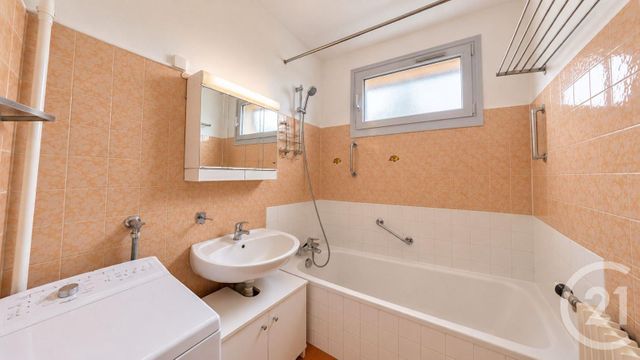 Appartement F4 &agrave; vendre - 4 pi&egrave;ces - 68 m2 - Aubervilliers - 93 - ILE-DE-FRANCE