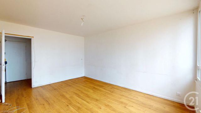 Appartement 3 pièces 62 m² · à Aubervilliers · 61,6 m² · 188 000 €