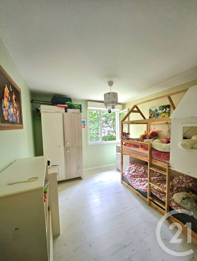 Appartement F3 à vendre - 3 pièces - 68 m2 - Trappes - 78 - ILE-DE-FRANCE