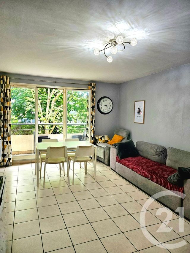 Appartement F3 à vendre - 3 pièces - 68 m2 - Trappes - 78 - ILE-DE-FRANCE