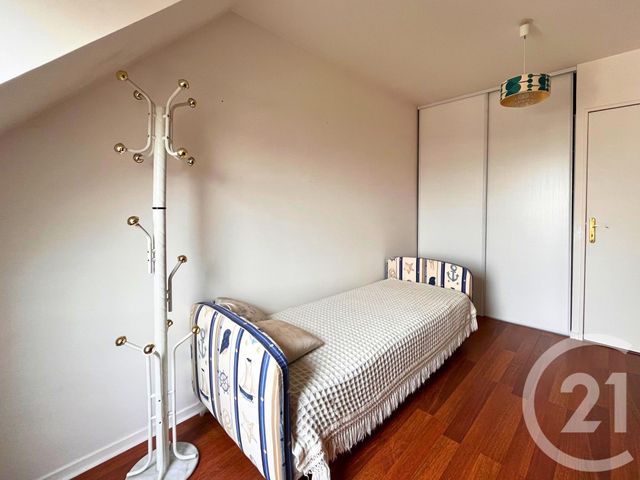 Appartement F5 &agrave; vendre - 5 pi&egrave;ces - 110 m2 - Trappes - 78 - ILE-DE-FRANCE