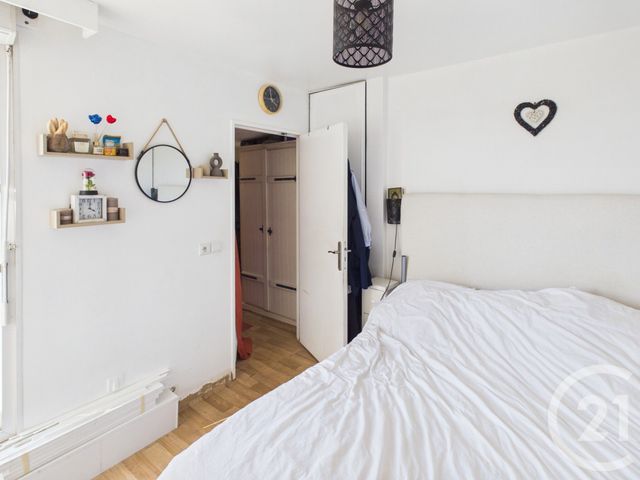 Appartement T5 &agrave; vendre - 5 pi&egrave;ces - 106,39 m2 - Trappes - 78 - ILE-DE-FRANCE