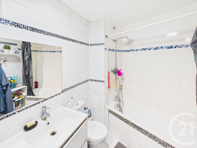 Appartement T5 &agrave; vendre - 5 pi&egrave;ces - 106,39 m2 - Trappes - 78 - ILE-DE-FRANCE