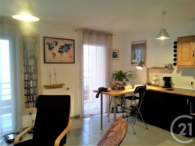 Appartement F2 &agrave; louer - 2 pi&egrave;ces - 40,89 m2 - Trappes - 78 - ILE-DE-FRANCE