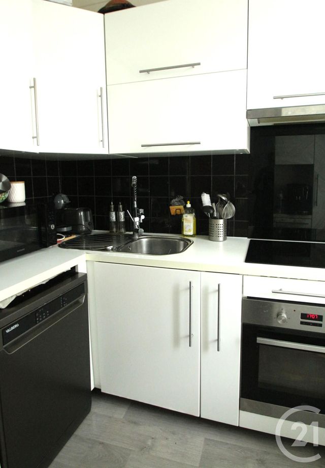 Maison &agrave; vendre - 2 pi&egrave;ces - 40 m2 - Trappes - 78 - ILE-DE-FRANCE