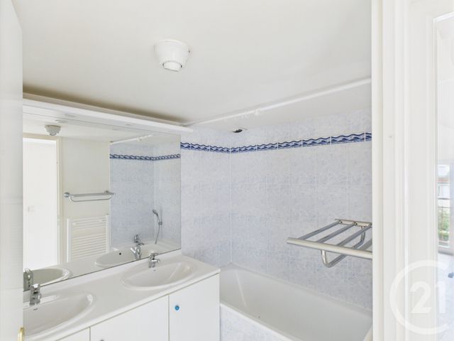 Appartement Duplex à vendre - 4 pièces - 93 m2 - Trappes - 78 - ILE-DE-FRANCE