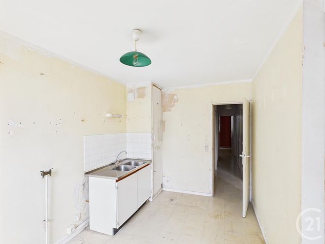 Appartement F4 &agrave; vendre - 4 pi&egrave;ces - 77 m2 - Trappes - 78 - ILE-DE-FRANCE