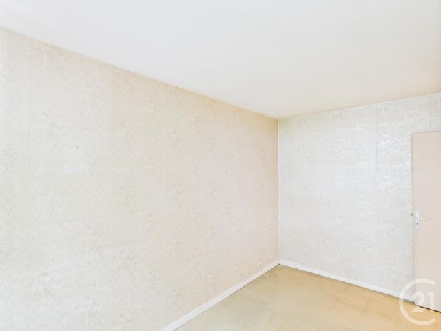 Appartement F4 &agrave; vendre - 4 pi&egrave;ces - 77 m2 - Trappes - 78 - ILE-DE-FRANCE