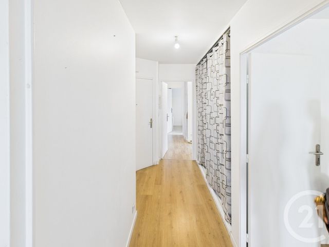 Appartement F3 à vendre - 3 pièces - 65,90 m2 - Elancourt - 78 - ILE-DE-FRANCE