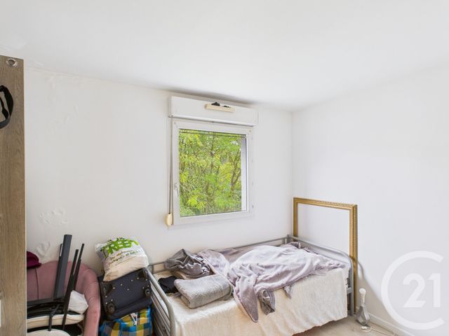 Appartement F3 à vendre - 3 pièces - 65,90 m2 - Elancourt - 78 - ILE-DE-FRANCE