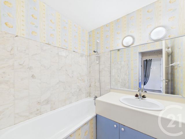 Appartement F2 bis à vendre - 2 pièces - 64,43 m2 - Trappes - 78 - ILE-DE-FRANCE