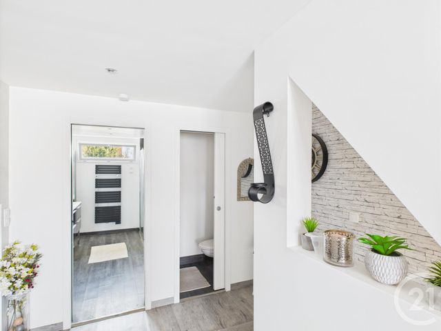 Maison à vendre - 5 pièces - 278 m2 - Trappes - 78 - ILE-DE-FRANCE