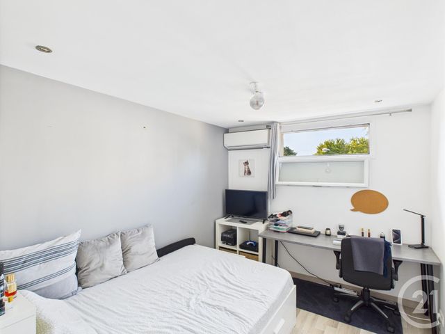 Maison à vendre - 5 pièces - 278 m2 - Trappes - 78 - ILE-DE-FRANCE