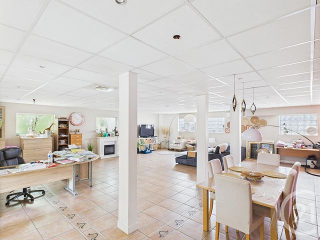 Maison à vendre - 5 pièces - 278 m2 - Trappes - 78 - ILE-DE-FRANCE