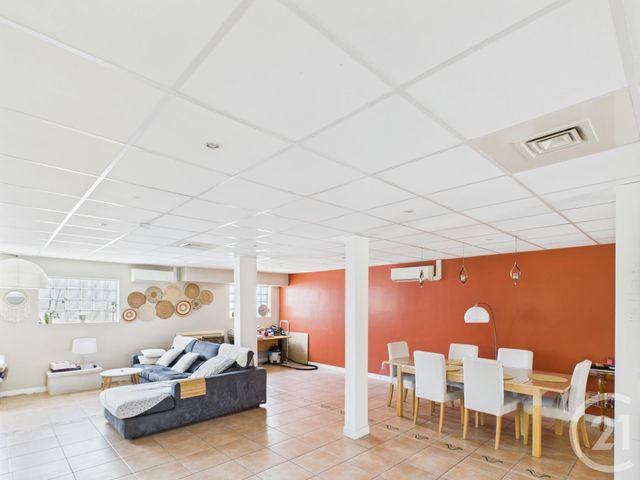 Maison à vendre - 5 pièces - 278 m2 - Trappes - 78 - ILE-DE-FRANCE