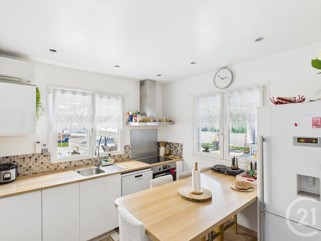 Maison à vendre - 5 pièces - 278 m2 - Trappes - 78 - ILE-DE-FRANCE