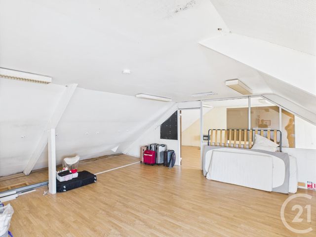 Maison à vendre - 5 pièces - 278 m2 - Trappes - 78 - ILE-DE-FRANCE