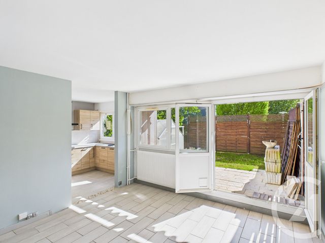 Appartement F4 &agrave; vendre - 4 pi&egrave;ces - 81,27 m2 - Trappes - 78 - ILE-DE-FRANCE