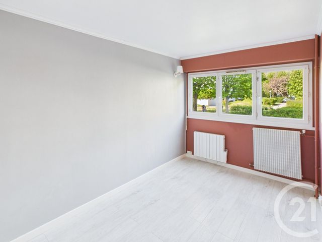 Appartement F4 &agrave; vendre - 4 pi&egrave;ces - 81,27 m2 - Trappes - 78 - ILE-DE-FRANCE