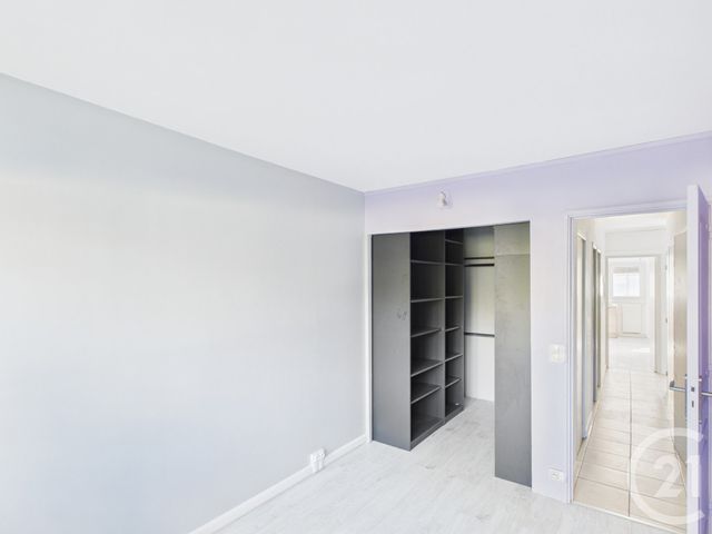 Appartement F4 &agrave; vendre - 4 pi&egrave;ces - 81,27 m2 - Trappes - 78 - ILE-DE-FRANCE