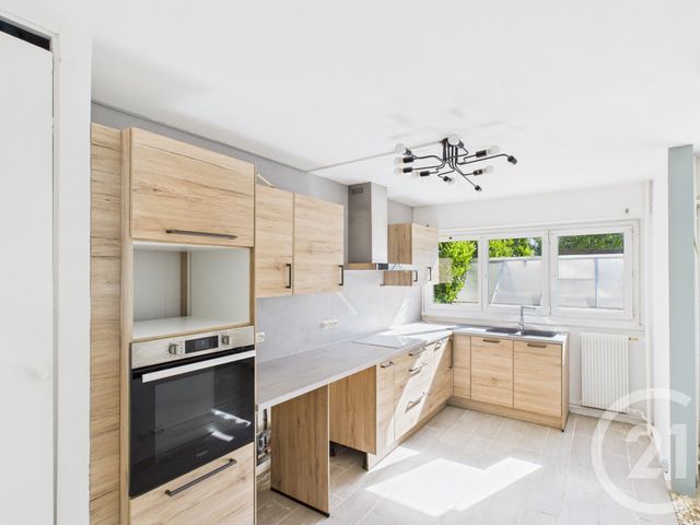 Appartement F4 &agrave; vendre - 4 pi&egrave;ces - 81,27 m2 - Trappes - 78 - ILE-DE-FRANCE