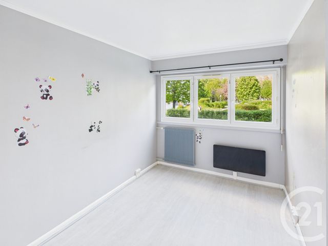 Appartement F4 &agrave; vendre - 4 pi&egrave;ces - 81,27 m2 - Trappes - 78 - ILE-DE-FRANCE